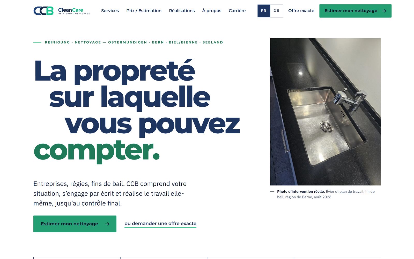 The CCB CleanCare home page in French, with its headline and a photograph from a real job.
